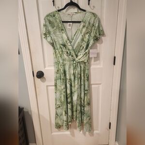NWT Stella + Ginger wrap dress